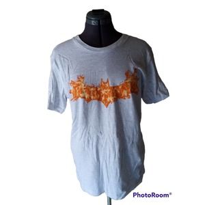 Canvas brand grey flaming bat graphic tee, Med.